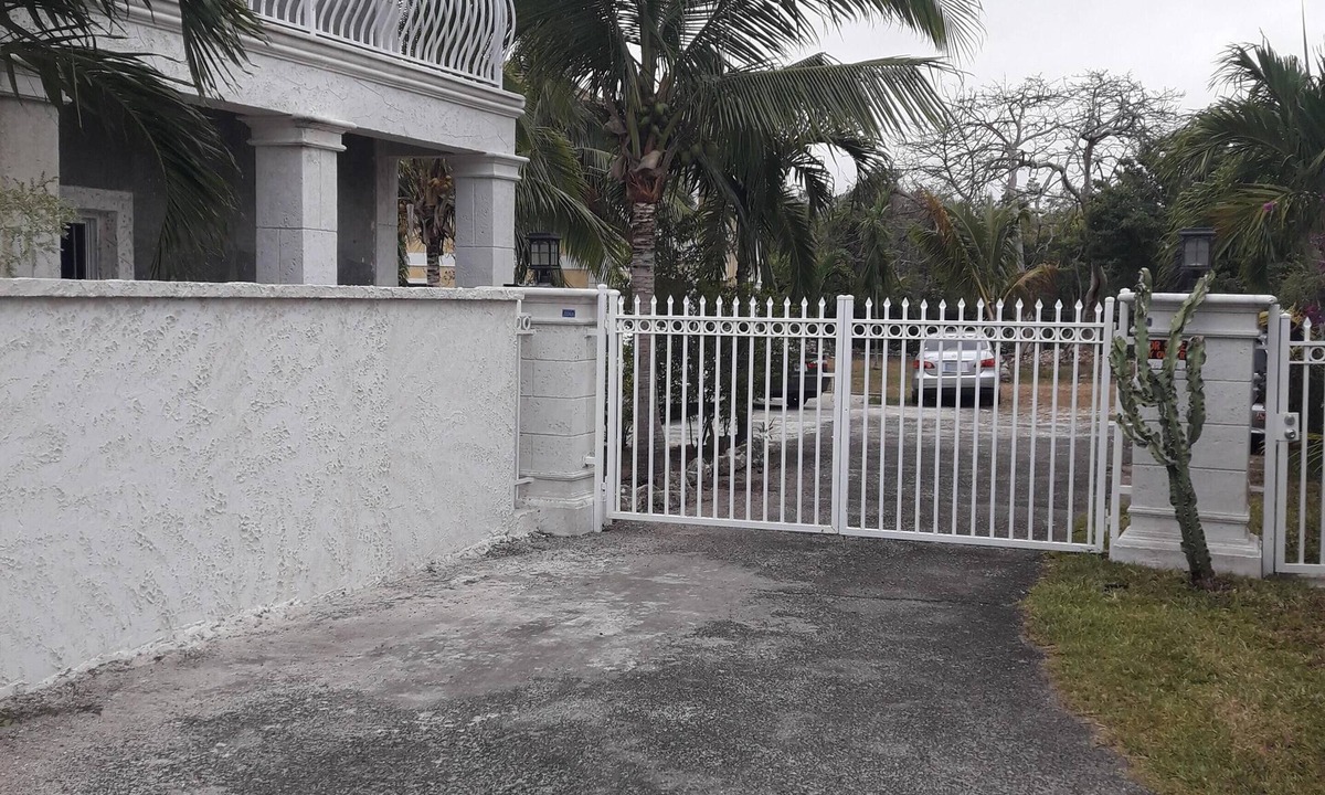 Nassau Apartment | More for less and enjoy the entire Bahamas.