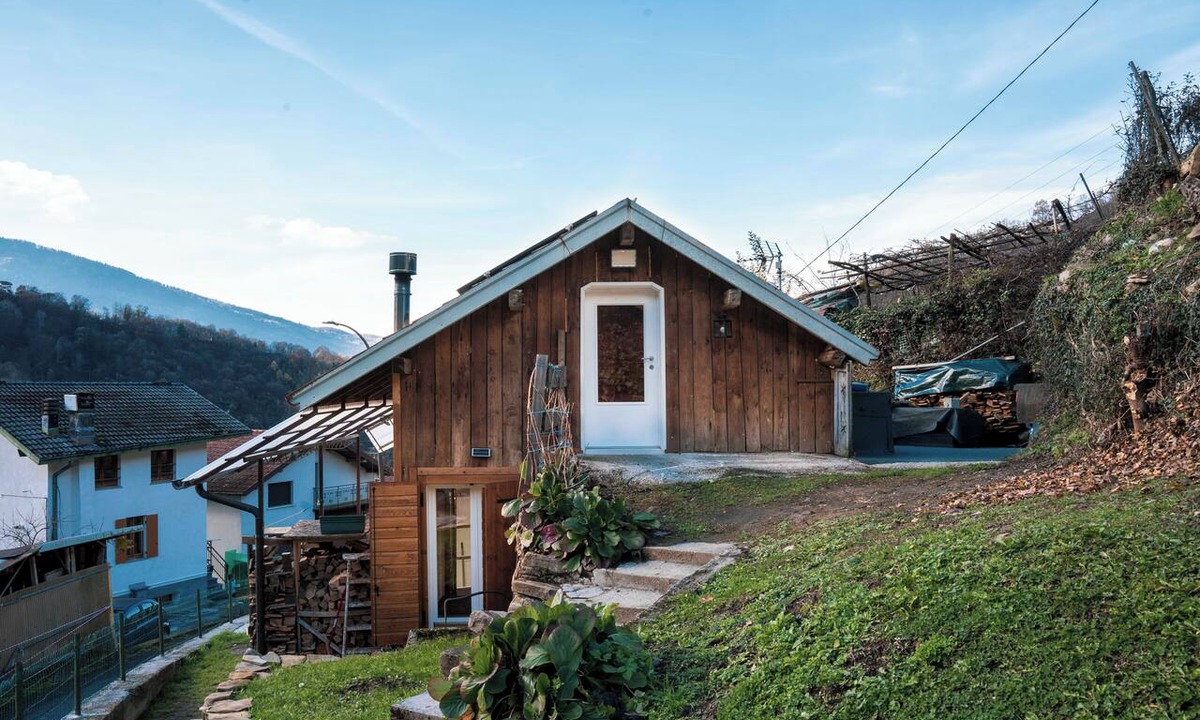 Farra d'Alpago Cabin | Mountain cabin with a private garden near Lake Santa Croce