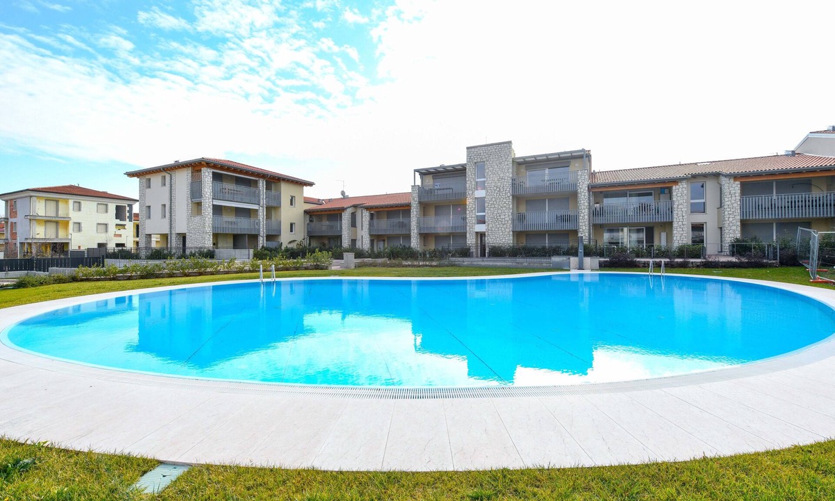 Montioni Apartment | New apartment in residence with swimming pool 10 minutes from Gardaland Lazise