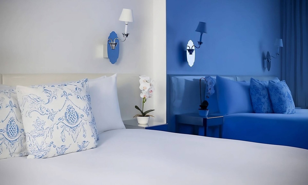 SoHo Hotel | New York Botanical Garden Tour! 4 Pet-friendly Suites!