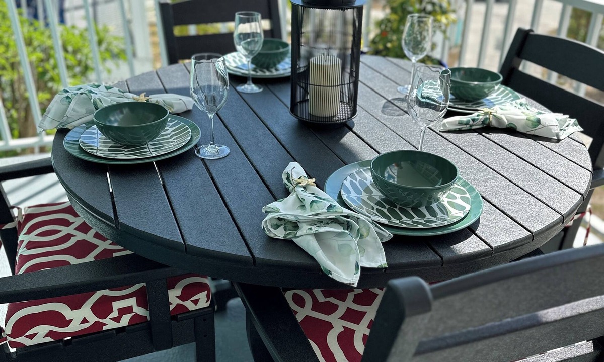 George Town Condo | Newly Remodeled Hillside Unit at the Hideaways