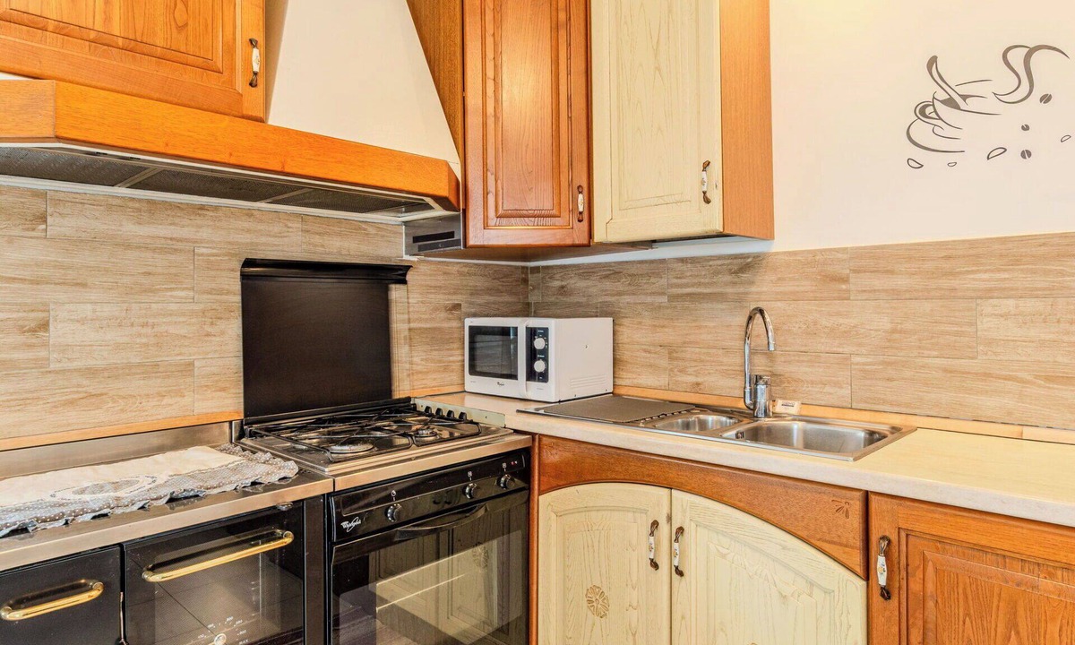 Livo Apartment | Nice apartment for 6 guests with WIFI, TV, patio and pets allowed