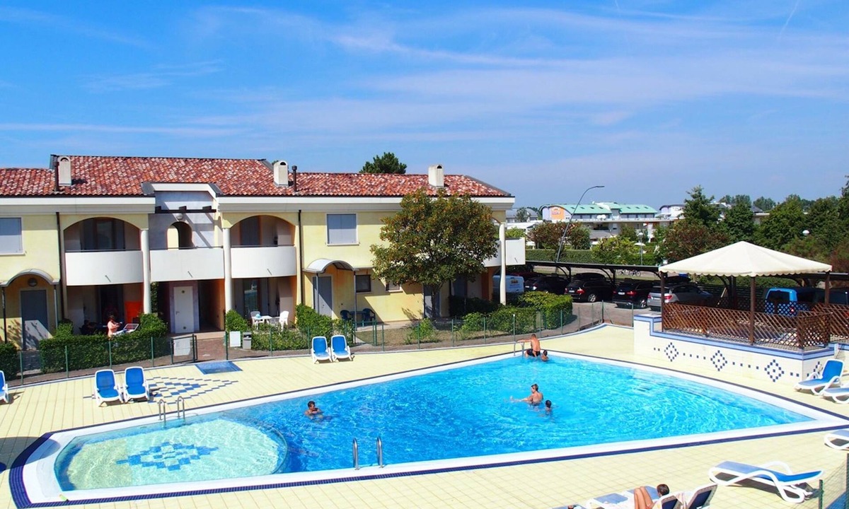 Bibione Lido del Sole Apartment | Nice apartment with swimming pool