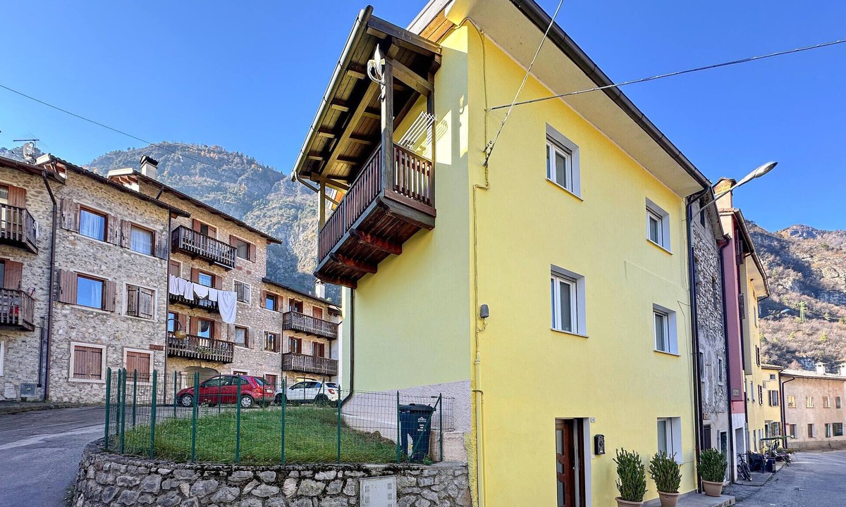 Fortogna House | Nice home in Longarone with WiFi