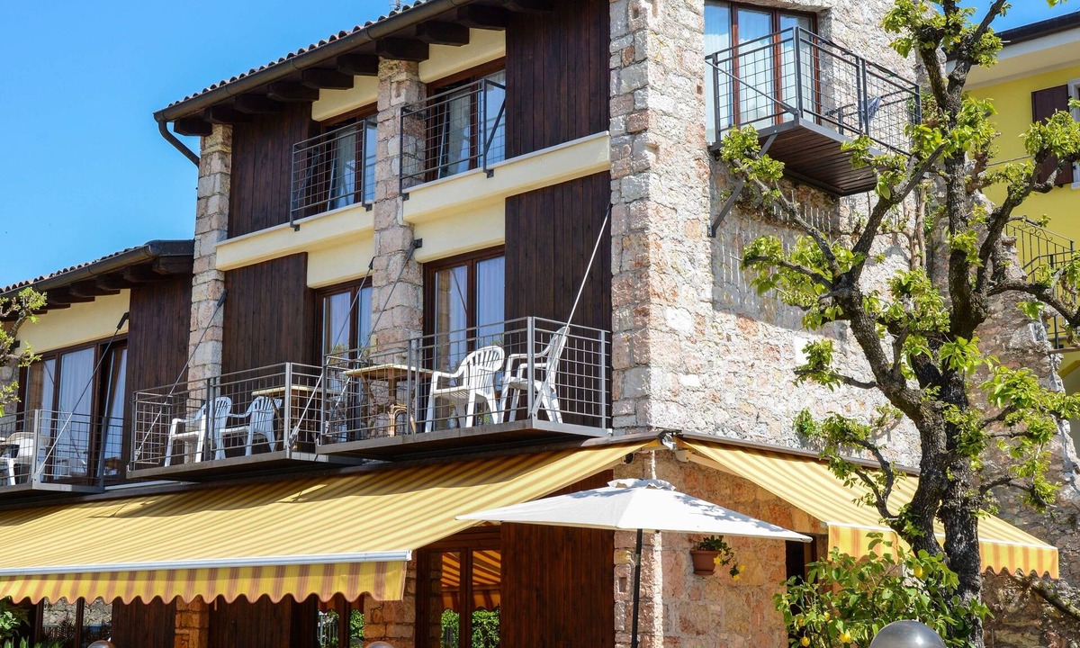 Torri del Benaco Hotel | Onda