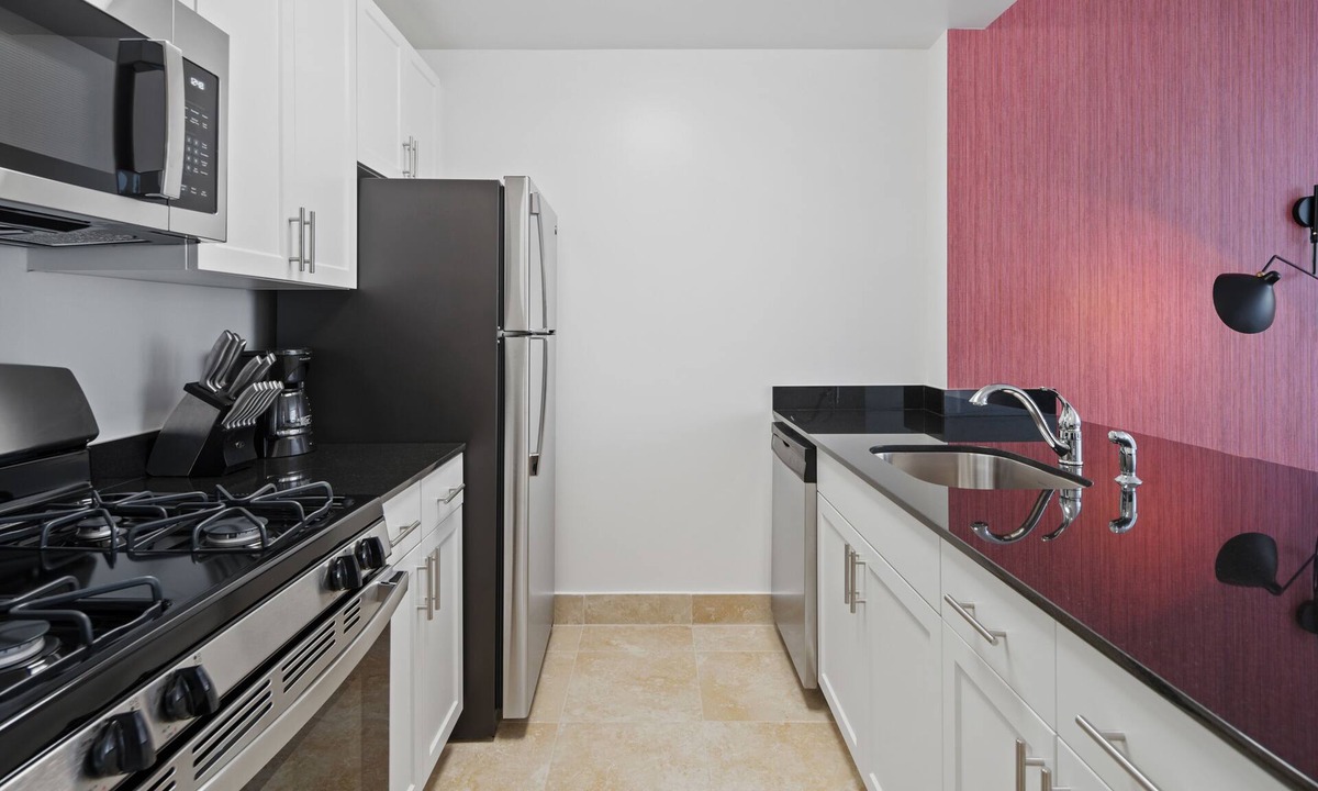Brooklyn Heights Apartment | One Bedroom Oasis in Brooklyn Heights