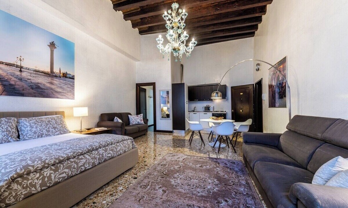 San Marco Apartment | Open space attrezzato di 50mq in zona tranquilla e silenziosa