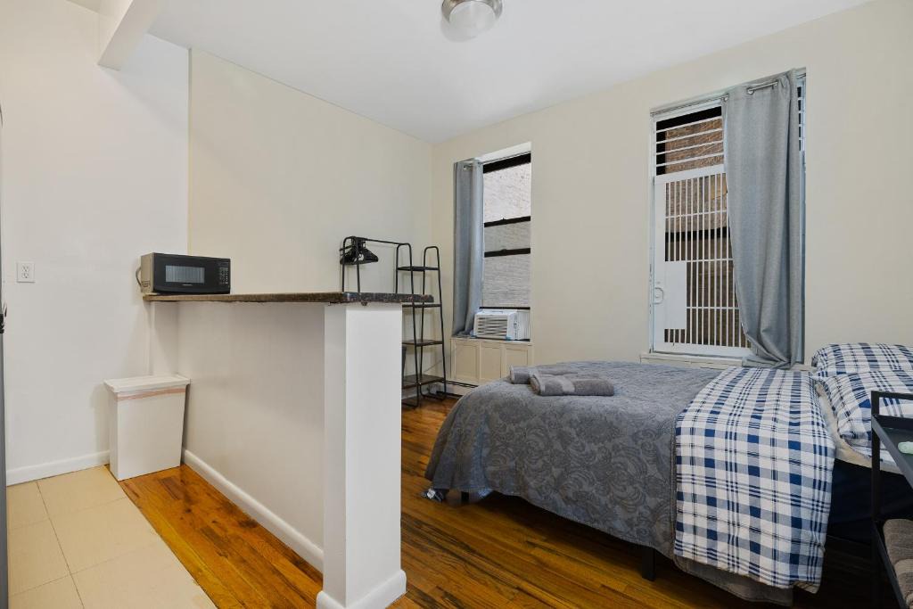 Manhattan Valley Apartment | Park Side Living, Get Cozy