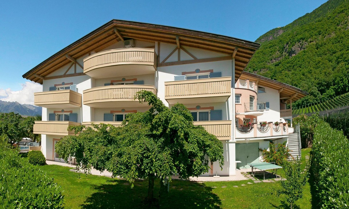 Postal Apartment | Pienzenau by Interhome