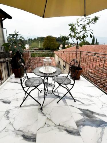 Angarano Apartment | Ponte Vecchio, elegante appartamento a due passi dal centro