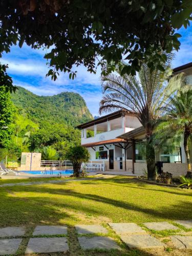 Sertao do Taquari Hotel | Pousada Cantinho do Sossego Paraty tem Piscina com Vista pra Montanha, Salão de Jogos, Café da Manhã, Estacionamento, Gerador de Energia, Próximo as principais Praias, Ilhas e Cachoeiras