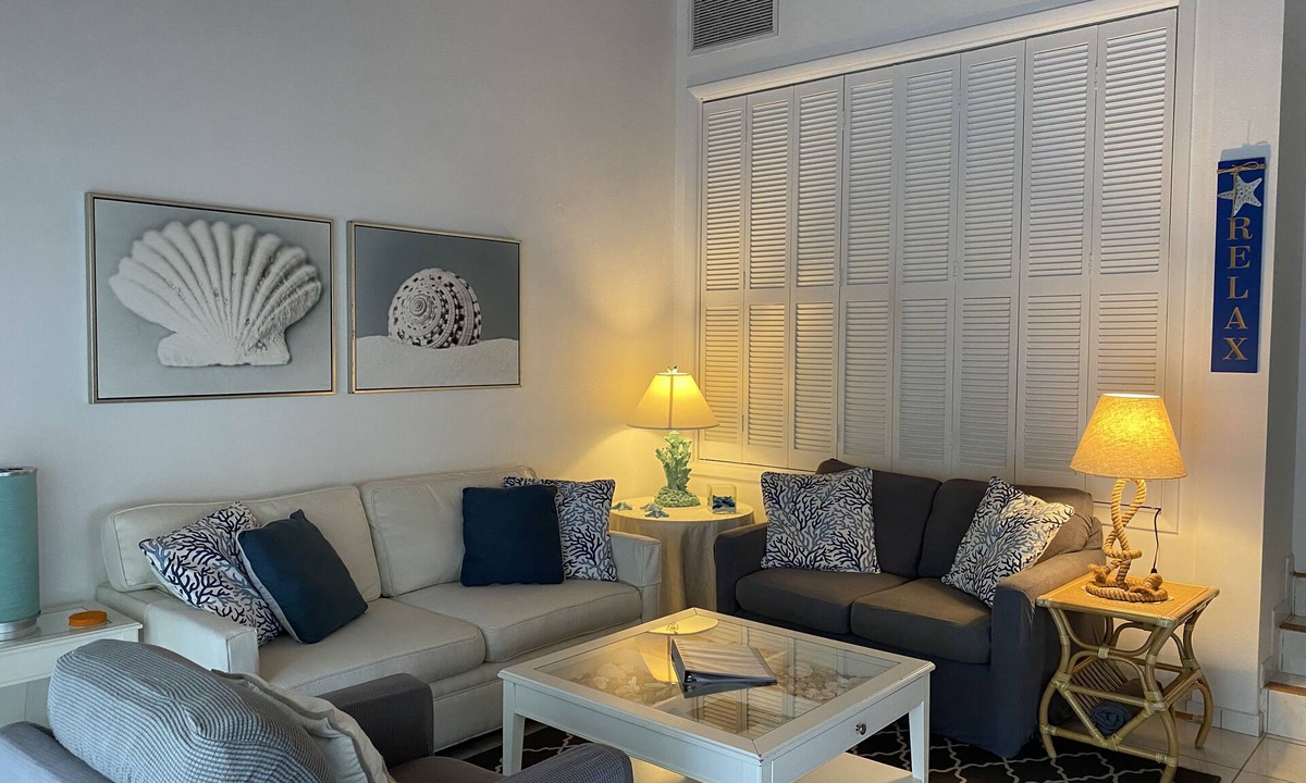 Paradise Island Villa | Private 2 Bed Villa Paradise Island, Near Atlantis!