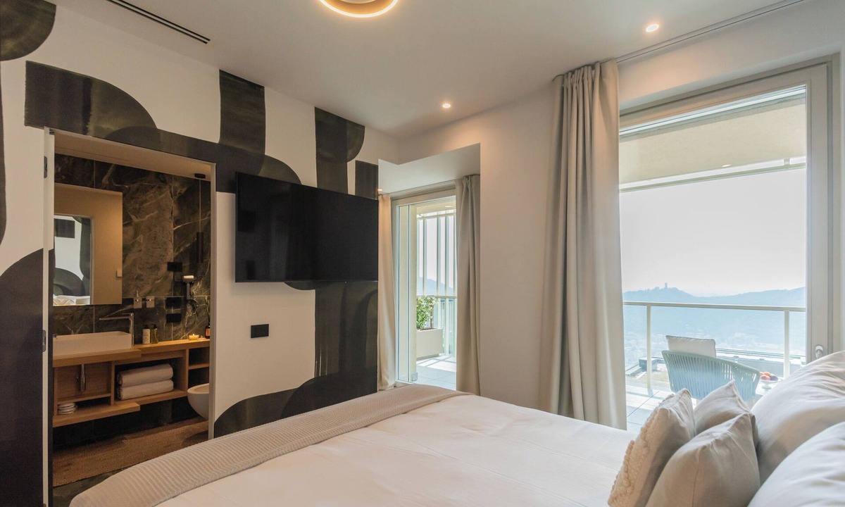 Como House | PureView Luxury pool AdultsOnly by Rent All Como