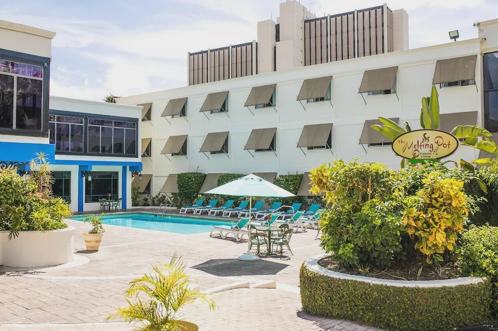 The Knutsford Court Hotel | New Kingston