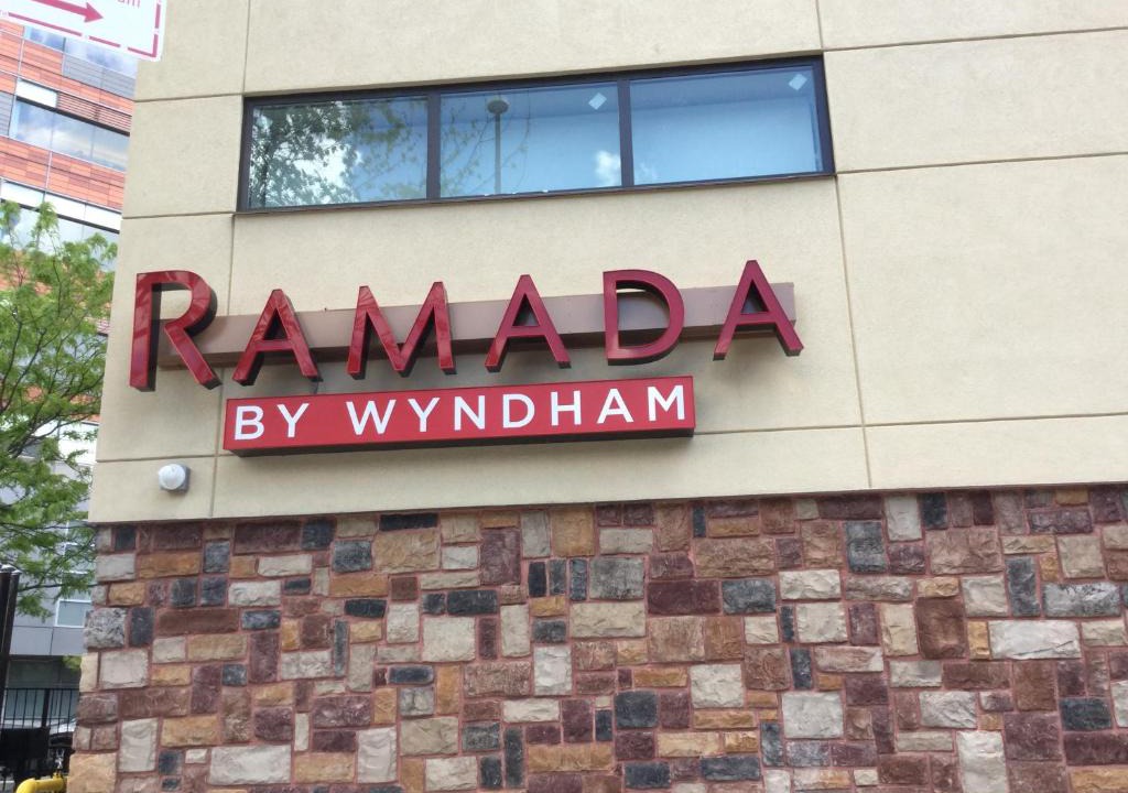 Concourse Hotel | Ramada by Wyndham Bronx Terminal