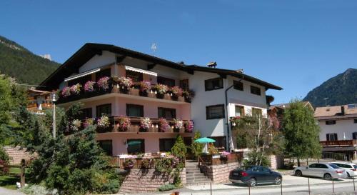 Vigo di Fassa Apartment | Residence Weiss