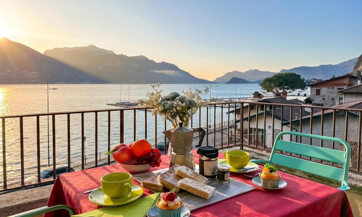 Menaggio Apartment | Residenza Menaggio - Mimosa, Menaggio, Italy