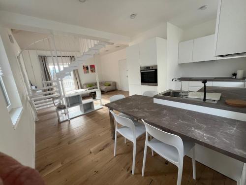 Limana Apartment | ROMA 8 apartment