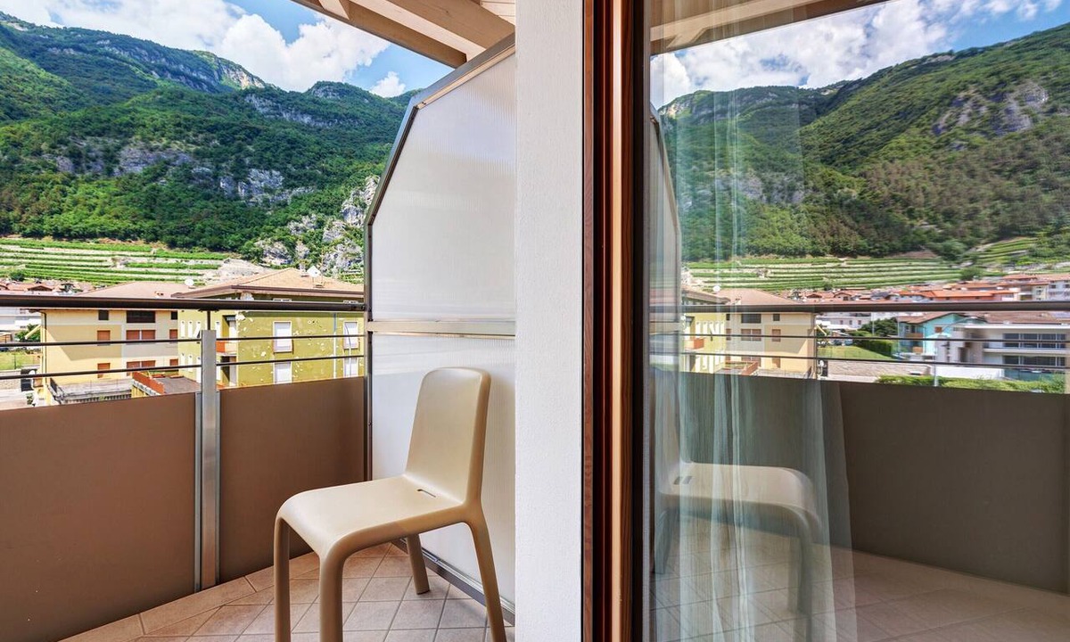 Mori Apartment | Room 'Camera Matrimoniale' with Mountain View, Wi-Fi and Air Conditioning