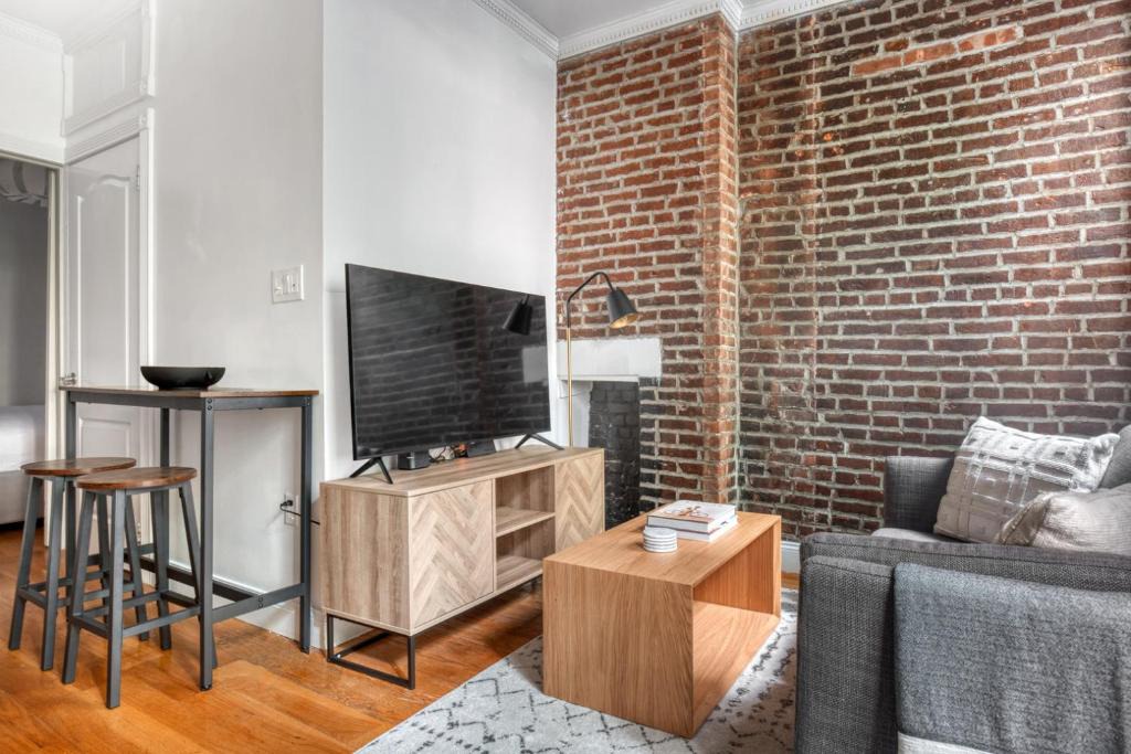 Nolita Apartment | Sleek Nolita 1BR w wd nr Soho NYC-891