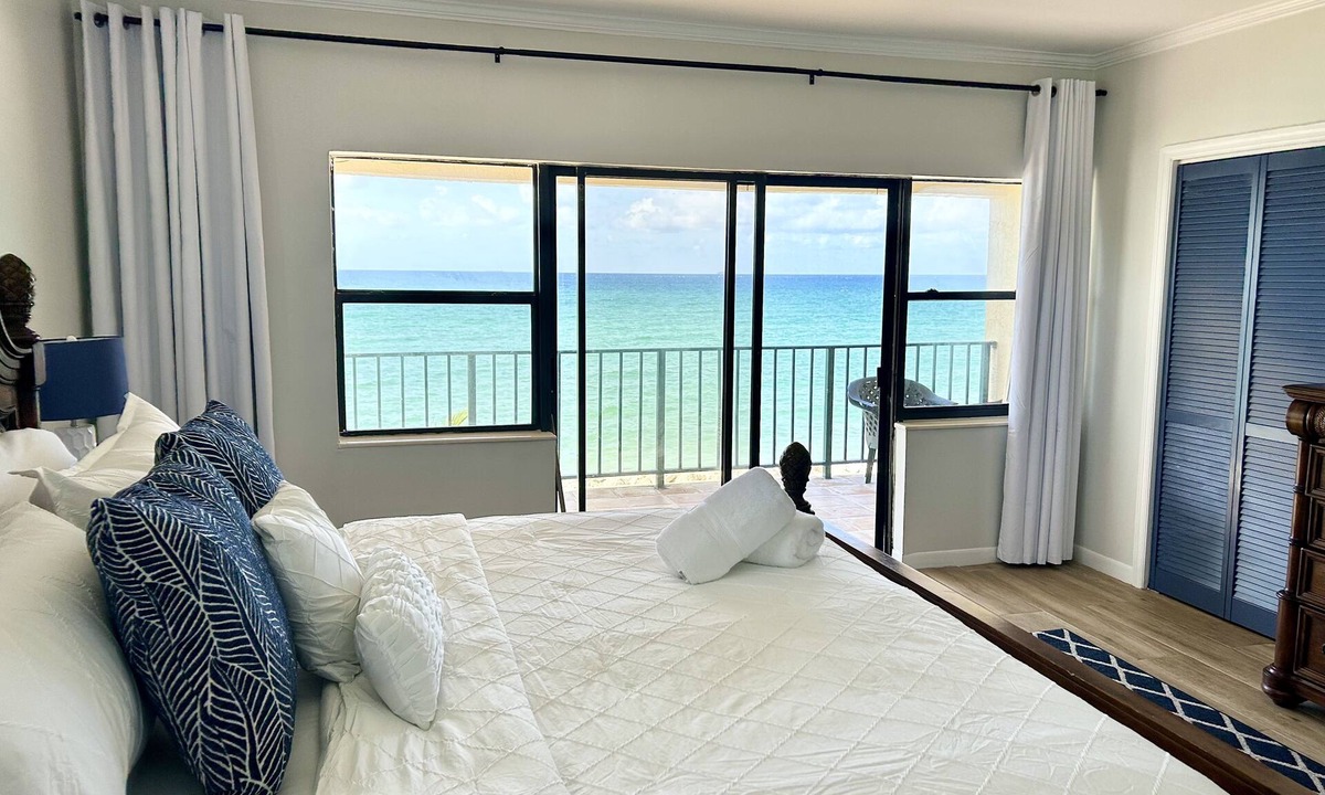 Bahamas Terrace Condo | South Pointe Villa - Luxurious 3BR Oceanfront Villa - Newly Renovated!