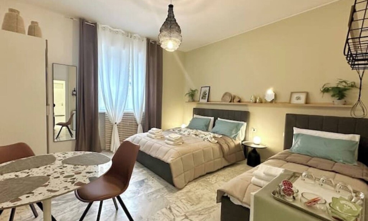 Borgo San Leonardo Apartment | Spacious & Comfortable Room Near Bergamo Center