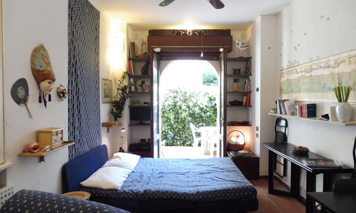 Santa Maria in Stelle Apartment | STUDIO APARTMENT WITH SMALL GARDEN