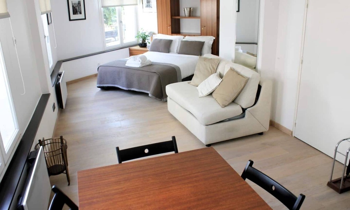 Pigalle Apartment | Studio des Abbesses