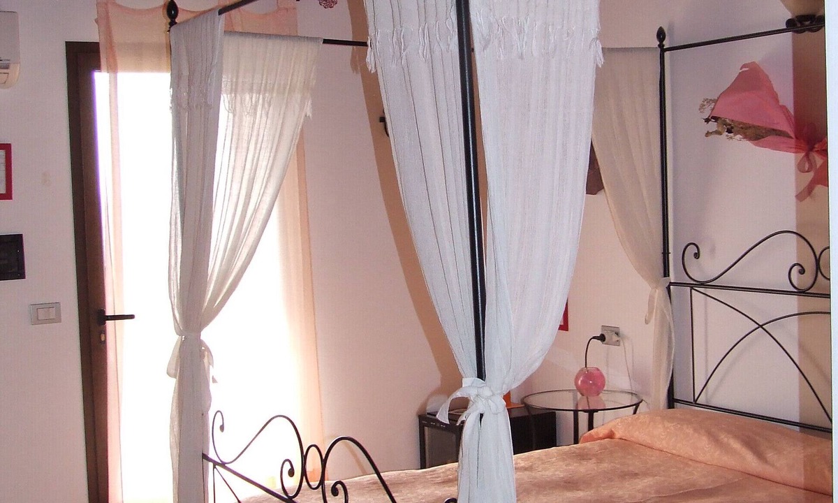 Solarolo Apartment | Sunny Apartment in Manerba: joy, fun, relaxation and culture