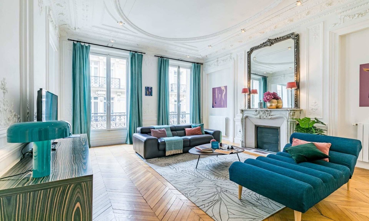 Champs-Elysees Apartment | Sweett | Cerisoles E