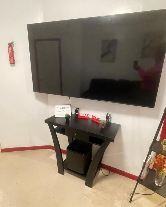 Canarsie Apartment | The Canarsie Retreat