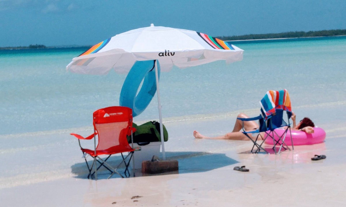 Governor's Harbour Apartment | "The Most Convenient Location For Your Vaction"