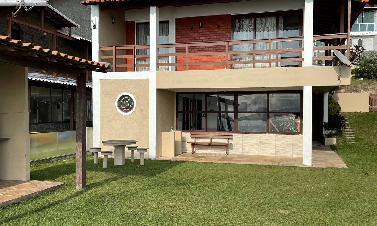 Iguaba Grande House | Triplex House in Gated Community facing the lagoon, true paradise