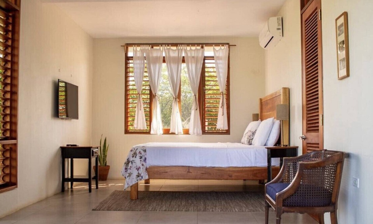 Treasure Beach Villa | Upful Villa I Airy, spacious, light-filled, modern-rustic family villa w/pool