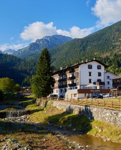 Forni di Sopra Hotel | Villa Alpina Hotel