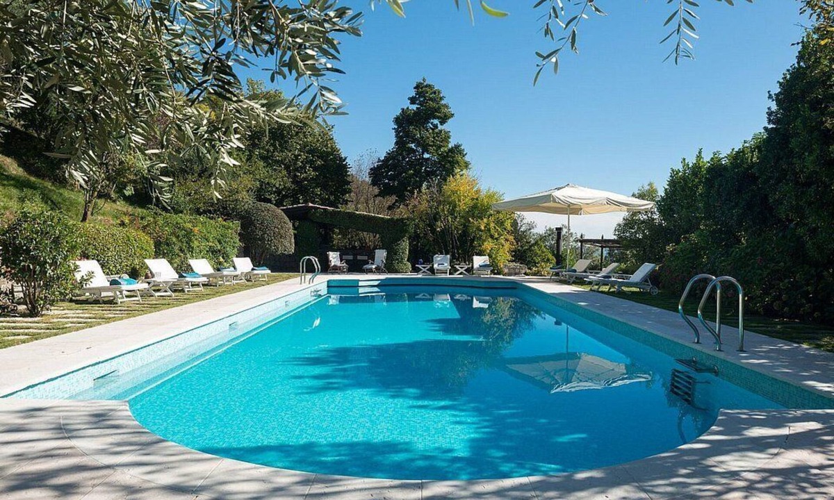 Asolo Villa | Villa Barocca: A splendid seventeenth-century three-story historical villa, with Free WI-FI.