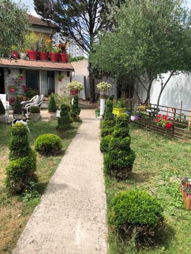 Pierrefitte-sur-Seine Villa | Villa Baroque