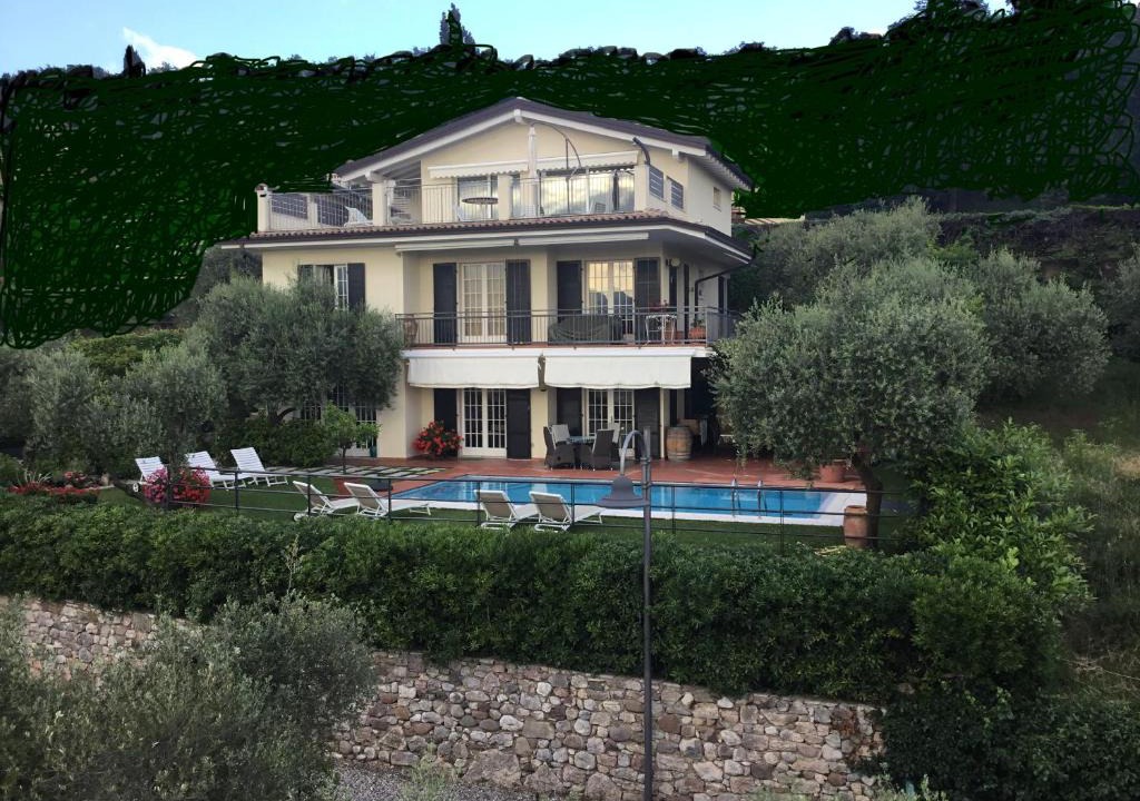 Albisano Apartment | Villa Cà bianca