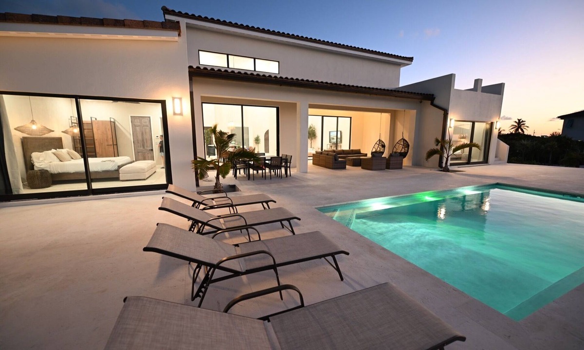 William's Town Villa | Villa Esencia in Exuma, Bahamas