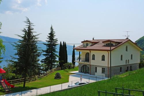 Gardola Apartment | Villa San Valentino - Ruculì Hospitality