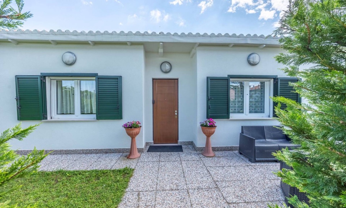 Cavallino-Treporti Villa | Villa with garden near the sea