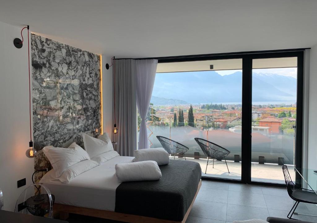 Riva del Garda Hotel | Visioni Lake View Rooms & Breakfast - Adults Friendly