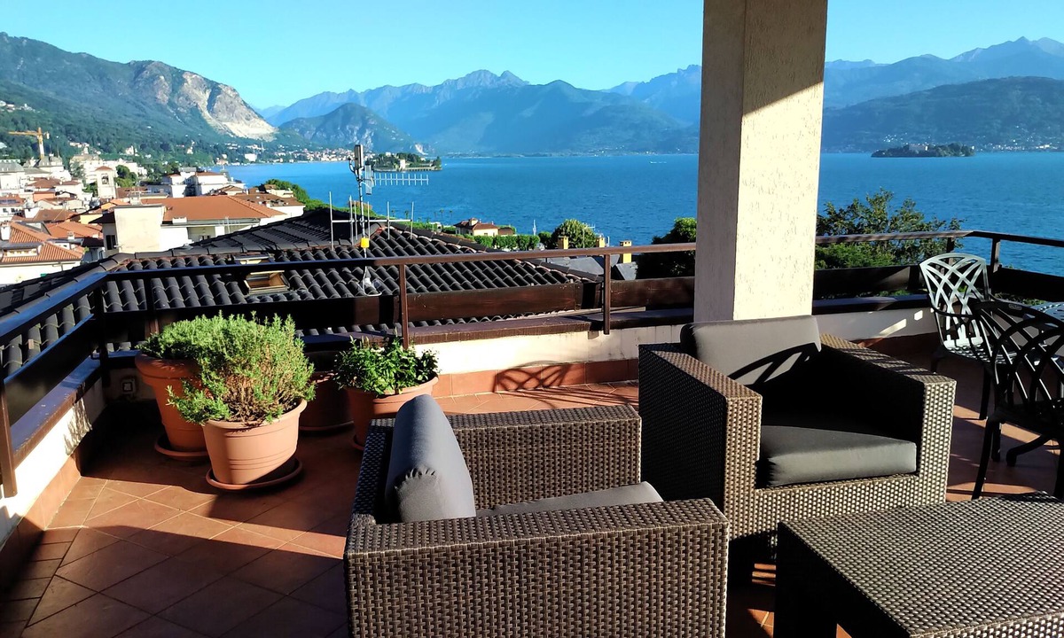 Stresa Apartment | Vista Lago in centre of Stresa, large terrace, sweeping view of lake, WiFi, A/C
