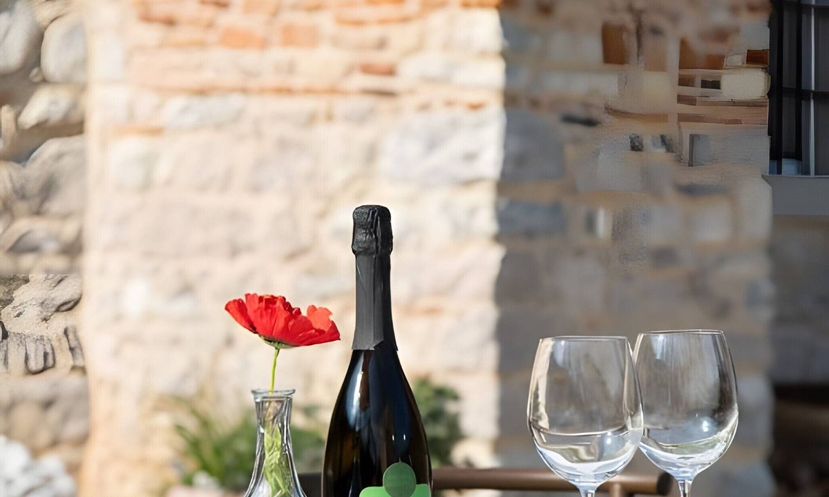 Follina Apartment | 'Vitis Vinifera Room' with Shared Garden and Wi-Fi
