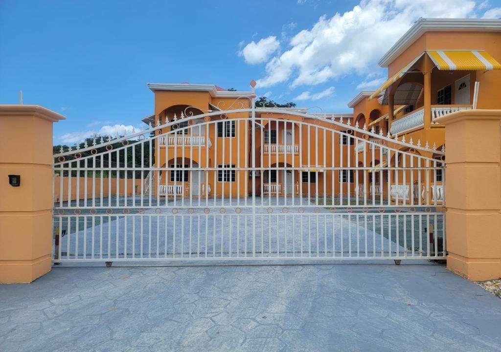 Savanna la Mar Apartment | Windsor Luxury Palace
