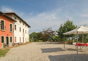 1 bedroom accommodation in Isola Vicentina VI