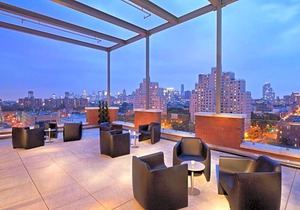 2-Star Hotel ∙ Fairfield Inn & Suites By Marriott New York Brooklyn