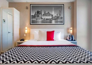 2-Star Hotel ∙ Insignia Hotel, Ascend Hotel Collection