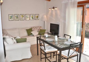 Apartment Bardino With Pool and Lake View