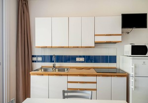 Apartment "Condominio Villa Silente Studio" Near the Beach with Sea View & Terrace